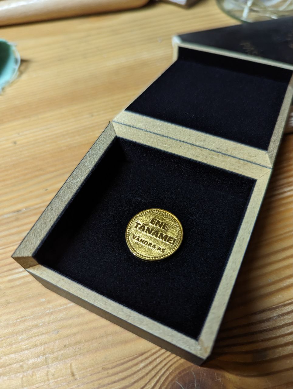 Tõeliselt väärikas kingitus. Tartu, Eesti. Ehemeri OÜ